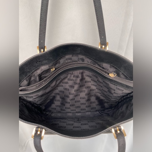 Michael Kors Bag - Picture 5 of 8